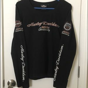 Women’s Harley Davidson black pullover 105th anniversary L/S shirt Sz L bust 38”